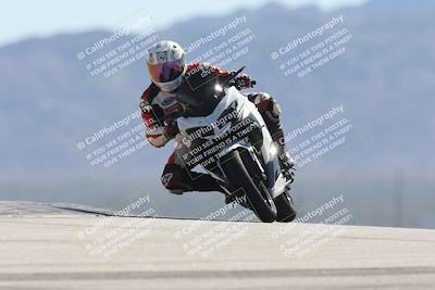 media/Oct-13-2025-Moto Forza (Mon) [[a66d839500]]/4-C Group/Session 4 (Turn 9)/